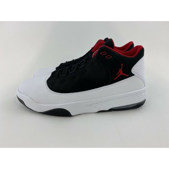 Nike Jordan Max Aura 2 White Black Red Men's Size 11 Shoes Bred - Picture 10 of 12